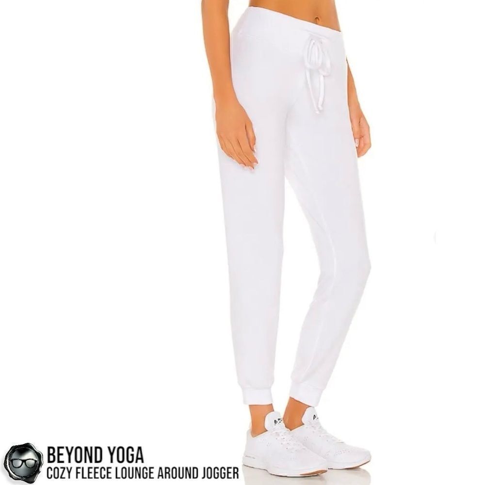 BEYOND YOGA COZY FLEECE LOUNGE AROUND MIDI JOGGER SWEATPANTS IN WHITE MODAL XL - Picture 4 of 10
